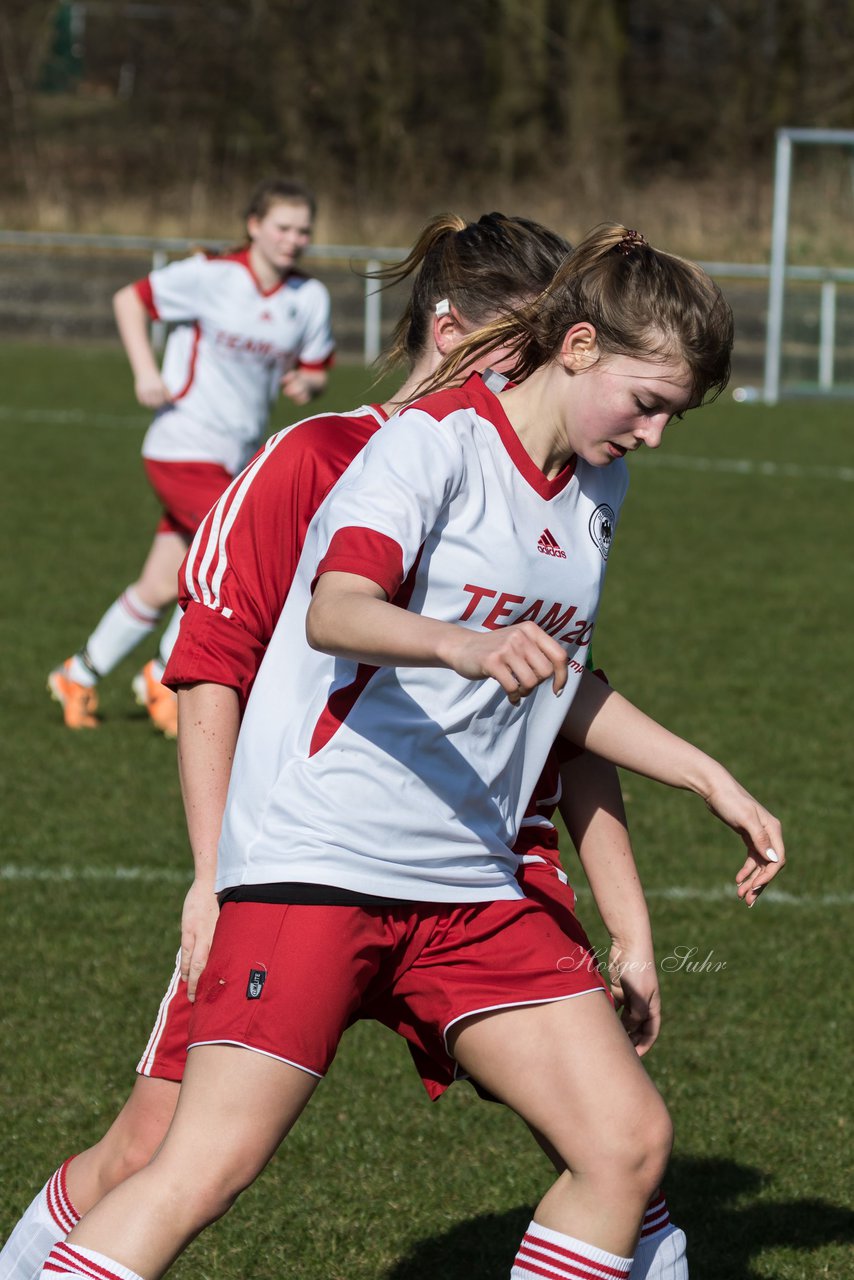 Bild 220 - Frauen SV Boostedt - Tralauer SV : Ergebnis: 12:0